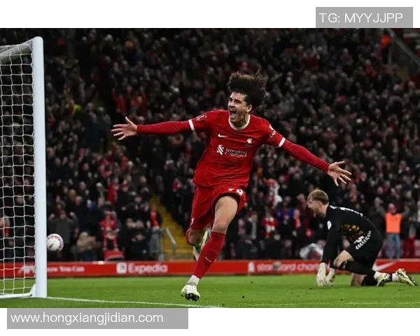 足总杯精彩对决利物浦大胜里昂红牌事件引发全场热议